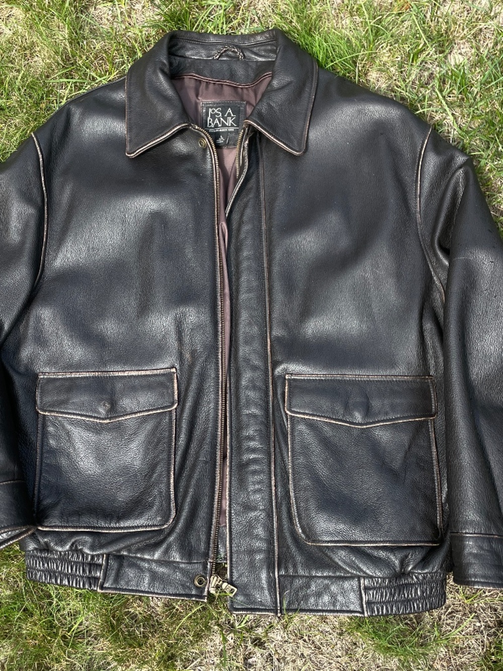 Men’s dark brown leather bomber